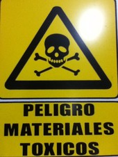 Precaución Materiales Tóxicos.