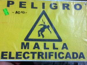 Peligro Malla Eléctrica.